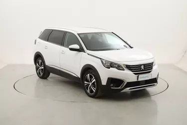 Peugeot 5008 Allure EAT8 - 7 posti 1.5 Diesel 131CV Automatico Peugeot 5008 Allure EAT8 - 7 posti 1.5 Diesel 131CV Automatico