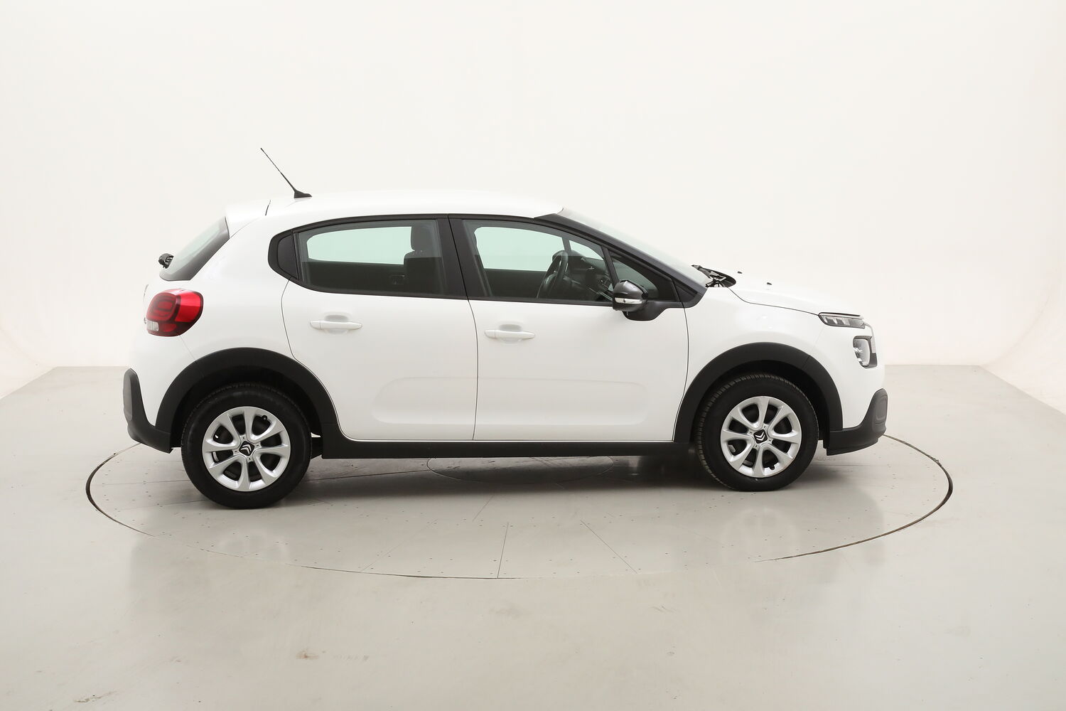 Citroen C3 Feel usata del 2022 con 100.931 km