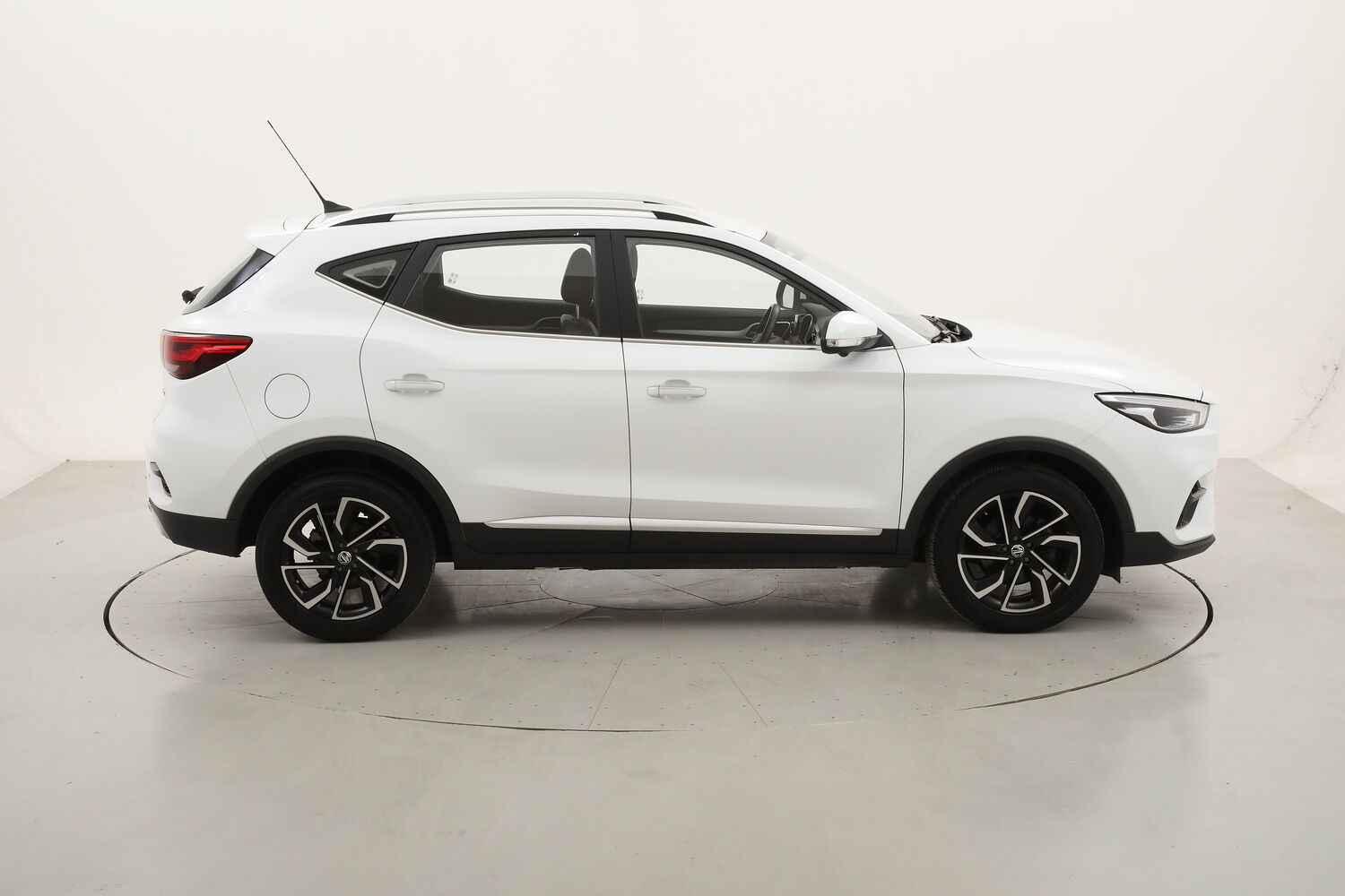 MG ZS Luxury usata del 2024 con 29.704 km