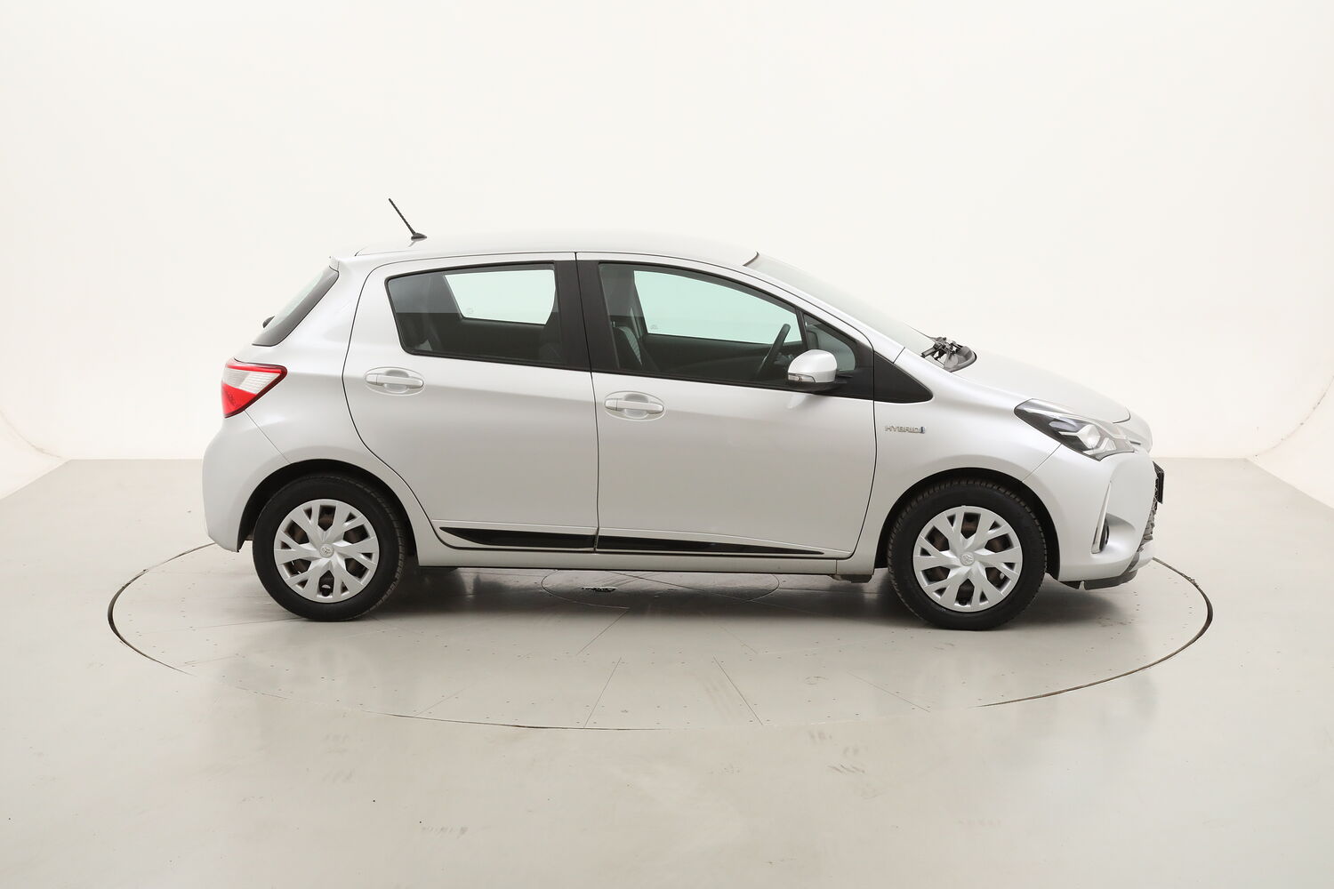 Toyota Yaris Hybrid Active usata del 2018 con 85.867 km