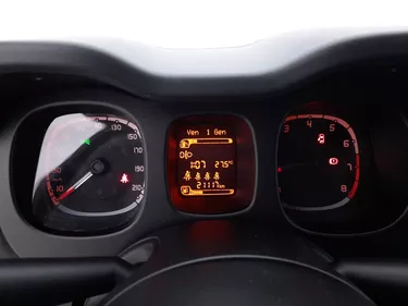 Fiat Panda Hybrid Cross 1.0 Mild Hybrid 69CV Manuale Interni
