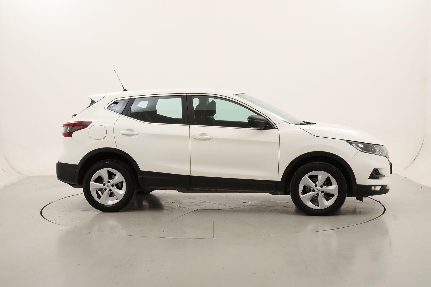Nissan Qashqai Acenta DCT usata del 2020 con 98.589 km