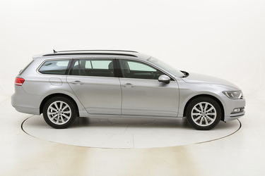 Volkswagen Passat Variant Business DSG usata del 2017 con 96.347 km