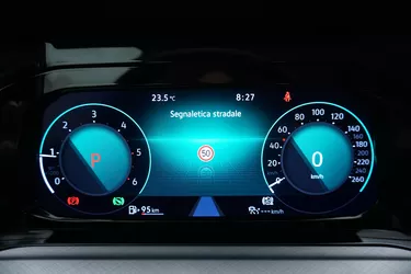 Volkswagen Golf Life DSG 2.0 Diesel 150CV Automatico Interni