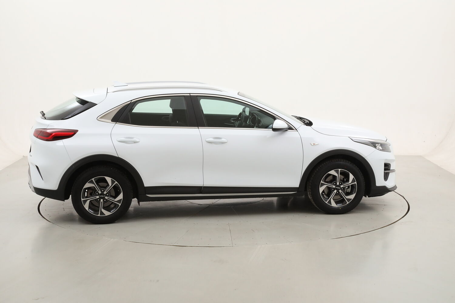 Kia XCeed Urban usata del 2022 con 67.074 km