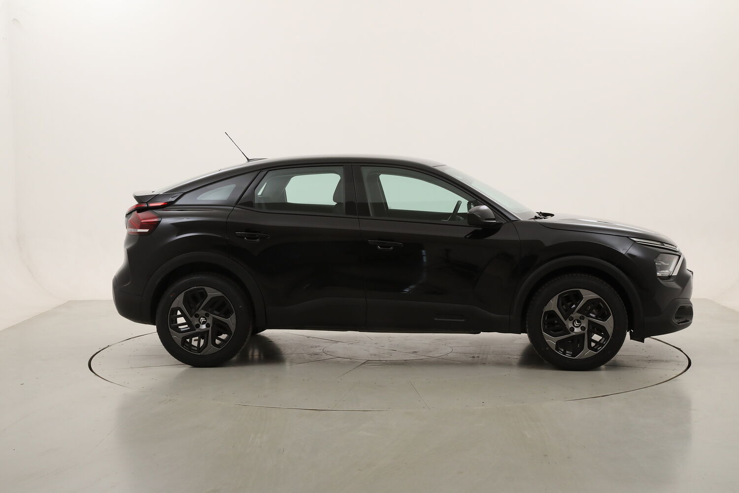 Citroen C4 Feel Pack EAT8 usata del 2023 con 104.320 km