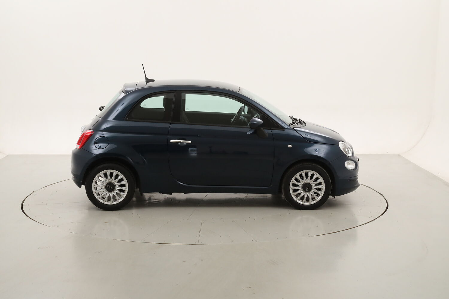 Fiat 500 Hybrid Lounge usata del 2020 con 35.049 km
