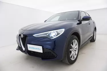 Alfa Romeo Stelvio Executive Q4 AT8 2.1 Diesel 210CV Automatico Visione frontale