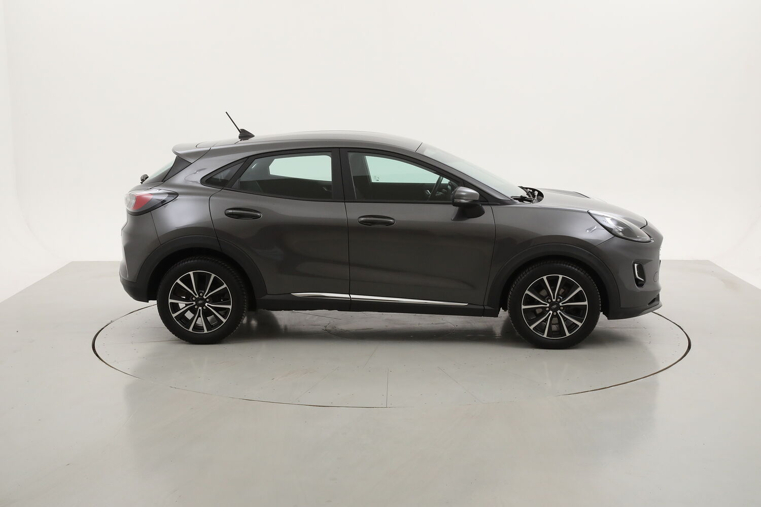 Ford Puma Hybrid Titanium usata del 2021 con 87.567 km