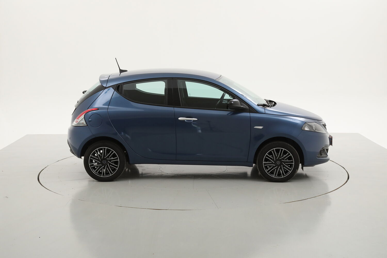 Lancia Ypsilon Hybrid Gold usata del 2022 con 36.065 km