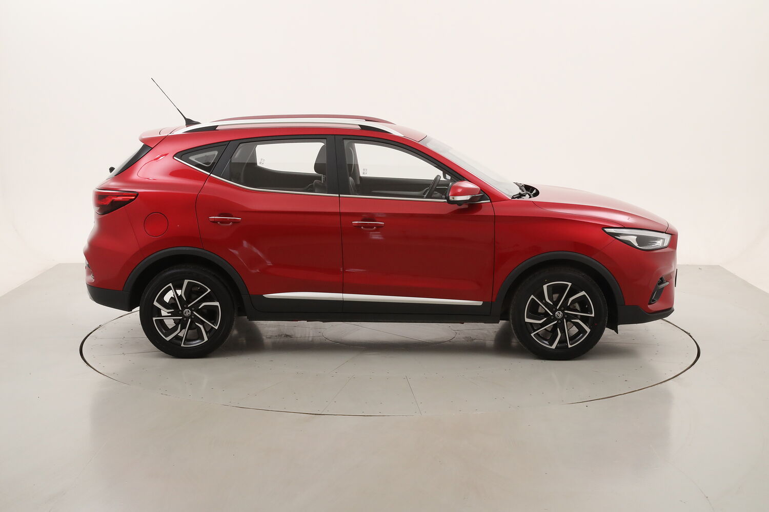 MG ZS Luxury usata del 2023 con 42.273 km