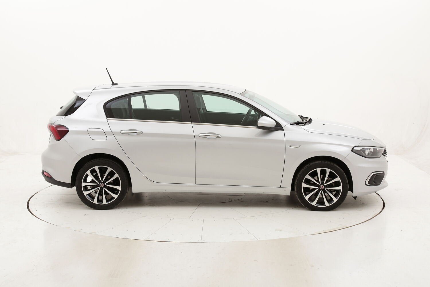 Fiat Tipo Lounge usata del 2020 con 11.125 km