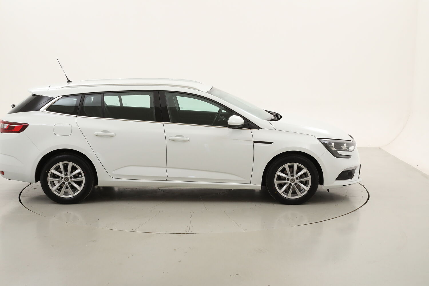 Renault Megane Sporter Business EDC usata del 2019 con 86.659 km