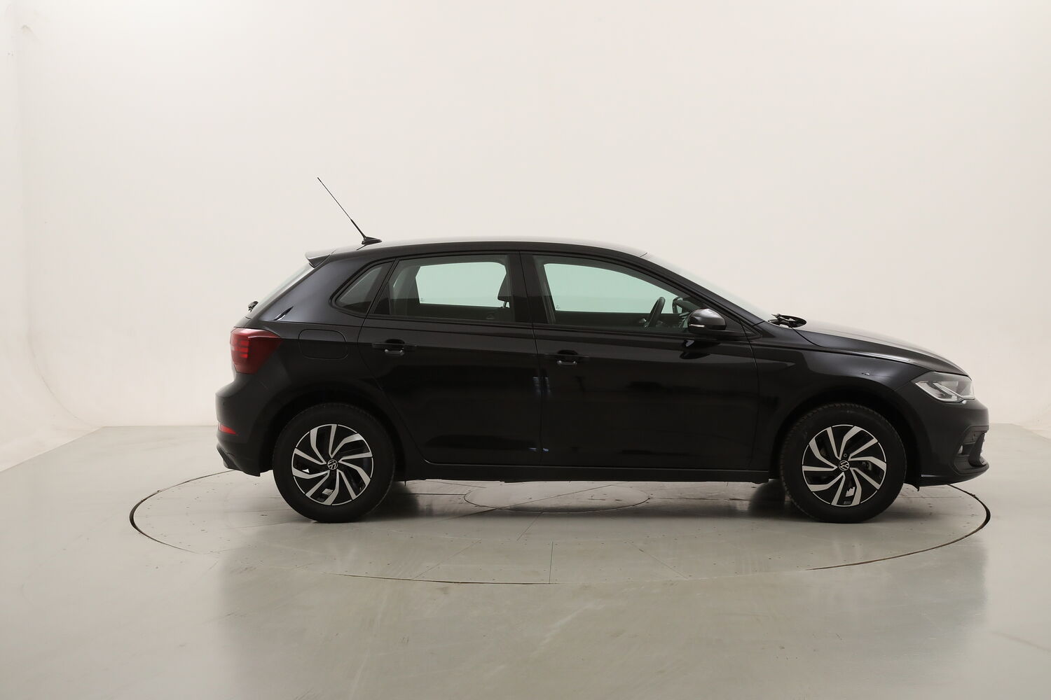Volkswagen Polo Life DSG usata del 2025 con 39.404 km