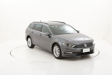 Volkswagen Passat Variant Business DSG usata del 2017 con 101.954 km