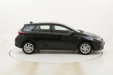 Toyota Auris Hybrid Active usata del 2017 con 113.535 km