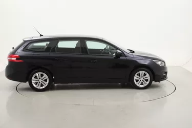 Peugeot 308 SW Business EAT8 1.5 Diesel 131CV Automatico Peugeot 308 SW Business EAT8 1.5 Diesel 131CV Automatico
