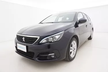Peugeot 308 SW Business EAT8 1.5 Diesel 131CV Automatico Visione frontale