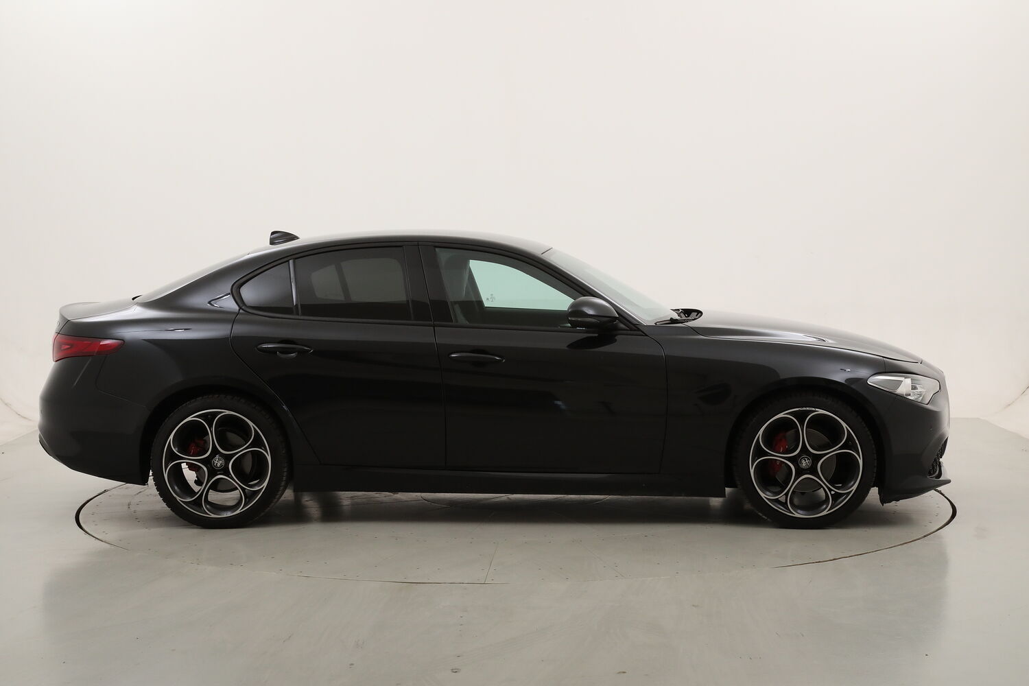Alfa Romeo Giulia Sprint AT8 usata del 2022 con 106.857 km