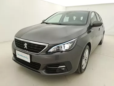 Peugeot 308 SW Business 1.5 Diesel 131CV Manuale Visione frontale
