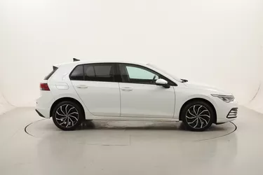 Volkswagen Golf Life 2.0 Diesel 116CV Manuale Volkswagen Golf Life 2.0 Diesel 116CV Manuale