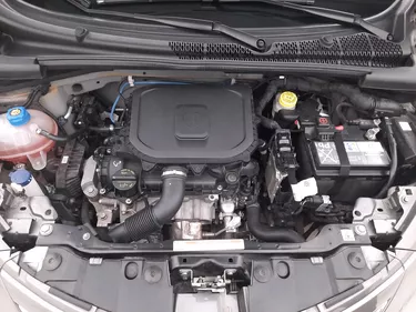 Lancia Ypsilon Hybrid Platino 1.0 Mild Hybrid 70CV Manuale Vano motore
