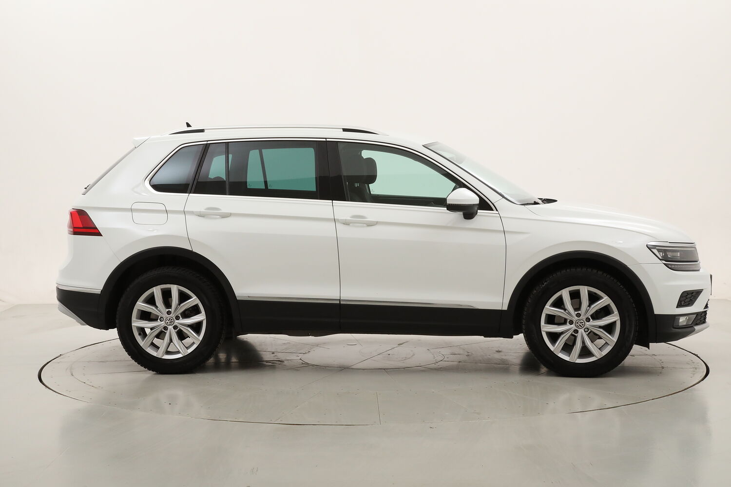 Volkswagen Tiguan Advanced DSG usata del 2020 con 122.943 km