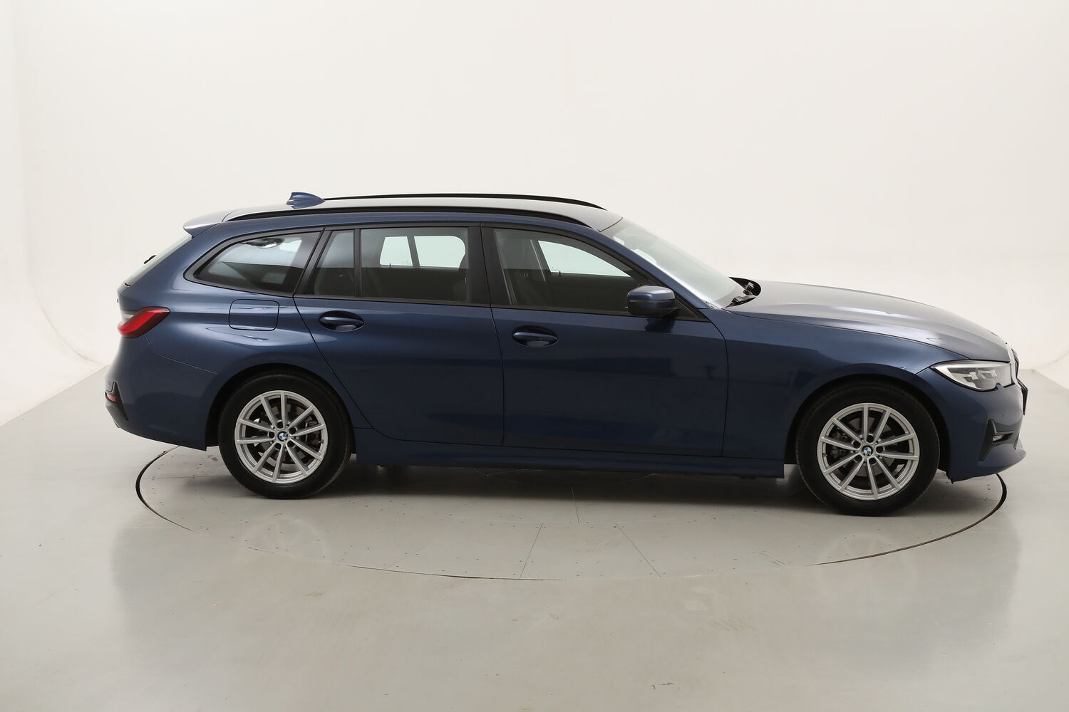 BMW Serie 3 318d 48V Touring Business Advantage usata del 2021 con 99.484 km