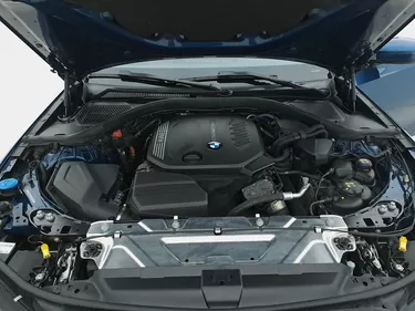 BMW Serie 3 318d 48V Touring Business Advantage 2.0 Mild Hybrid 150CV Automatico Vano motore