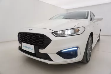 Ford Mondeo Hybrid ST-Line Business 2.0 Full Hybrid 187CV Automatico Visione frontale