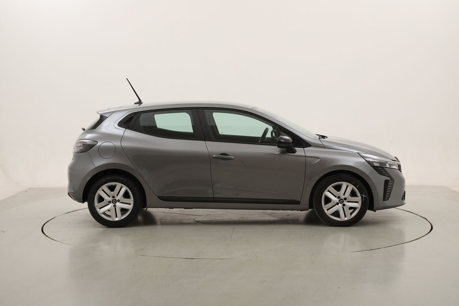 Renault Clio Evolution usata del 2025 con 8.783 km