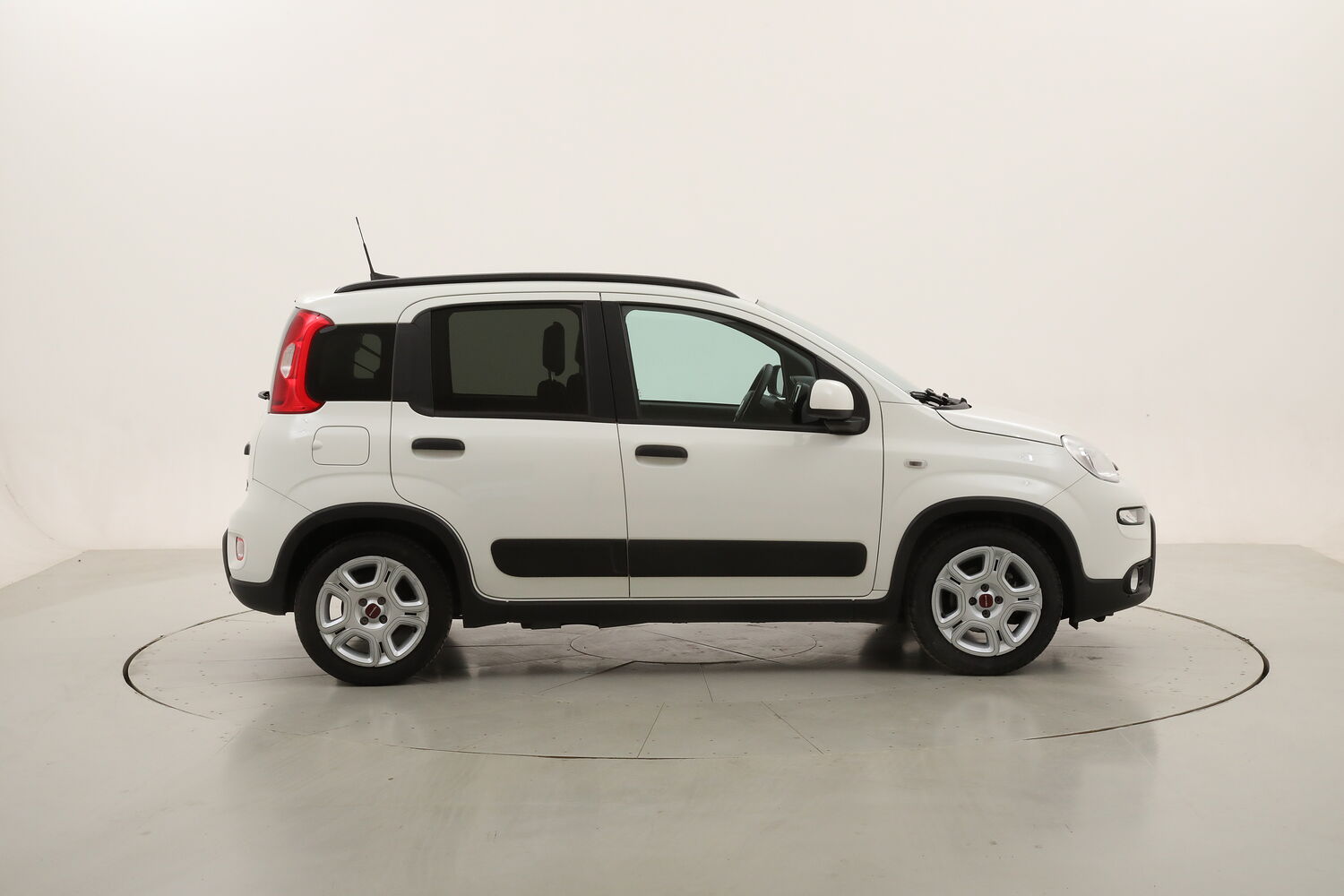 Fiat Panda Hybrid usata del 2023 con 56.538 km
