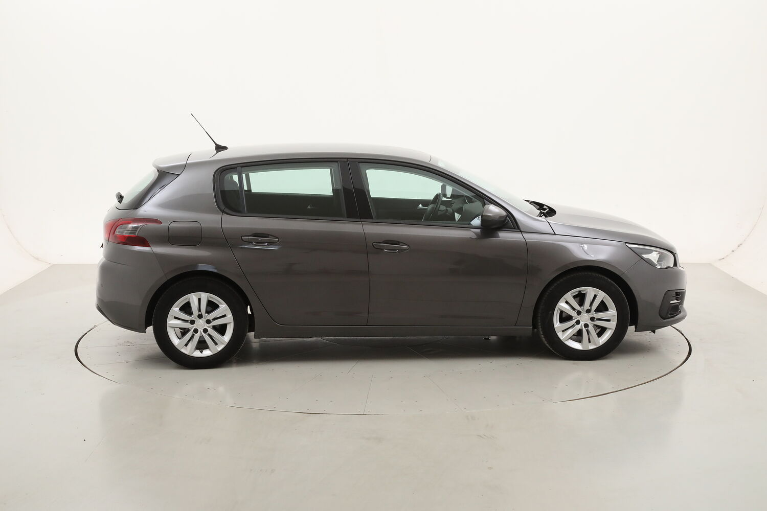 Peugeot 308 Active Pack usata del 2021 con 109.505 km