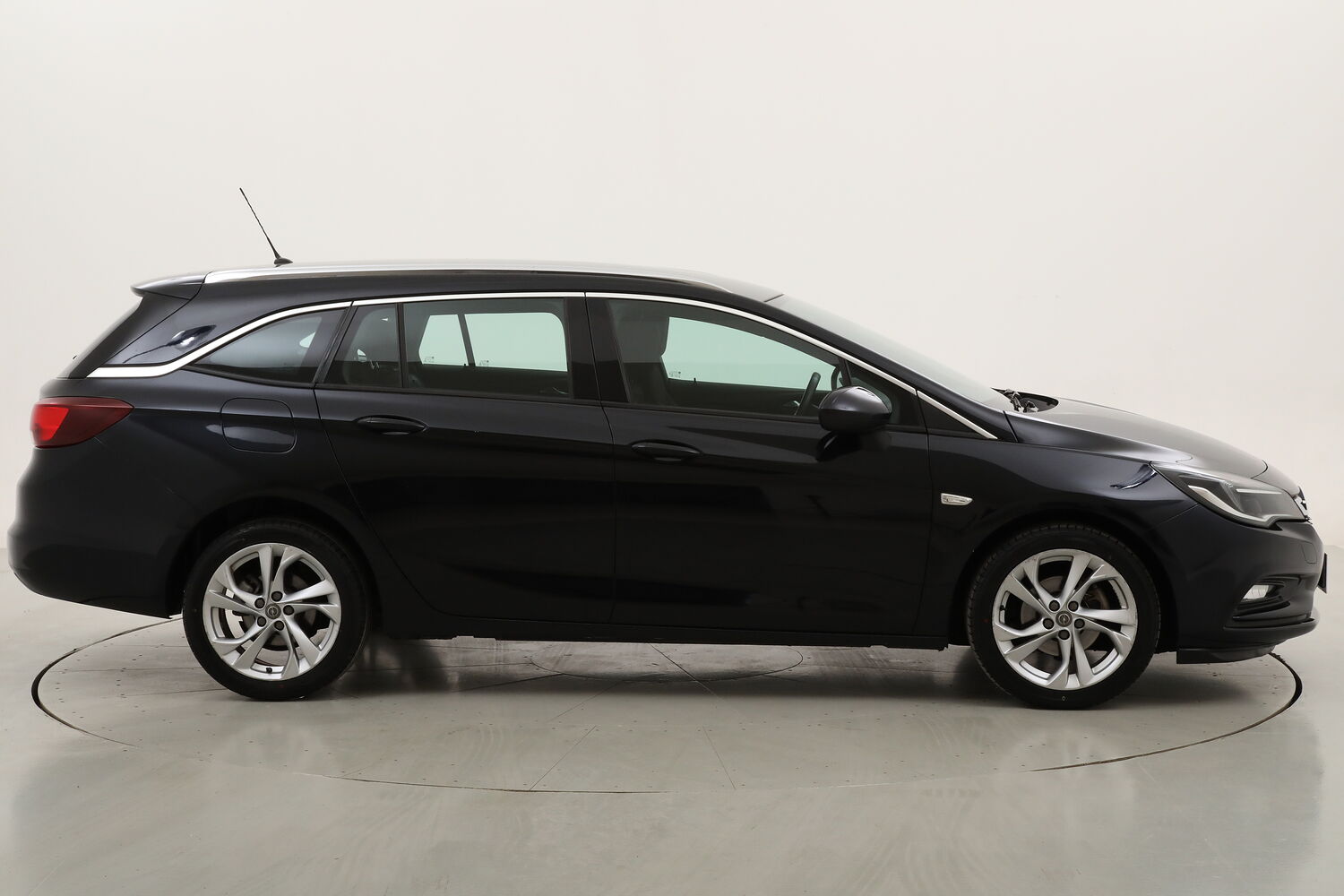 Opel Astra ST Dynamic aut. usata del 2019 con 92.353 km