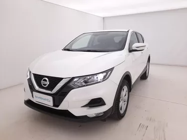 Nissan Qashqai Business 1.5 Diesel 110CV Manuale Visione frontale