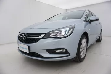 Opel Astra ST Business 1.6 Diesel 110CV Manuale Visione frontale