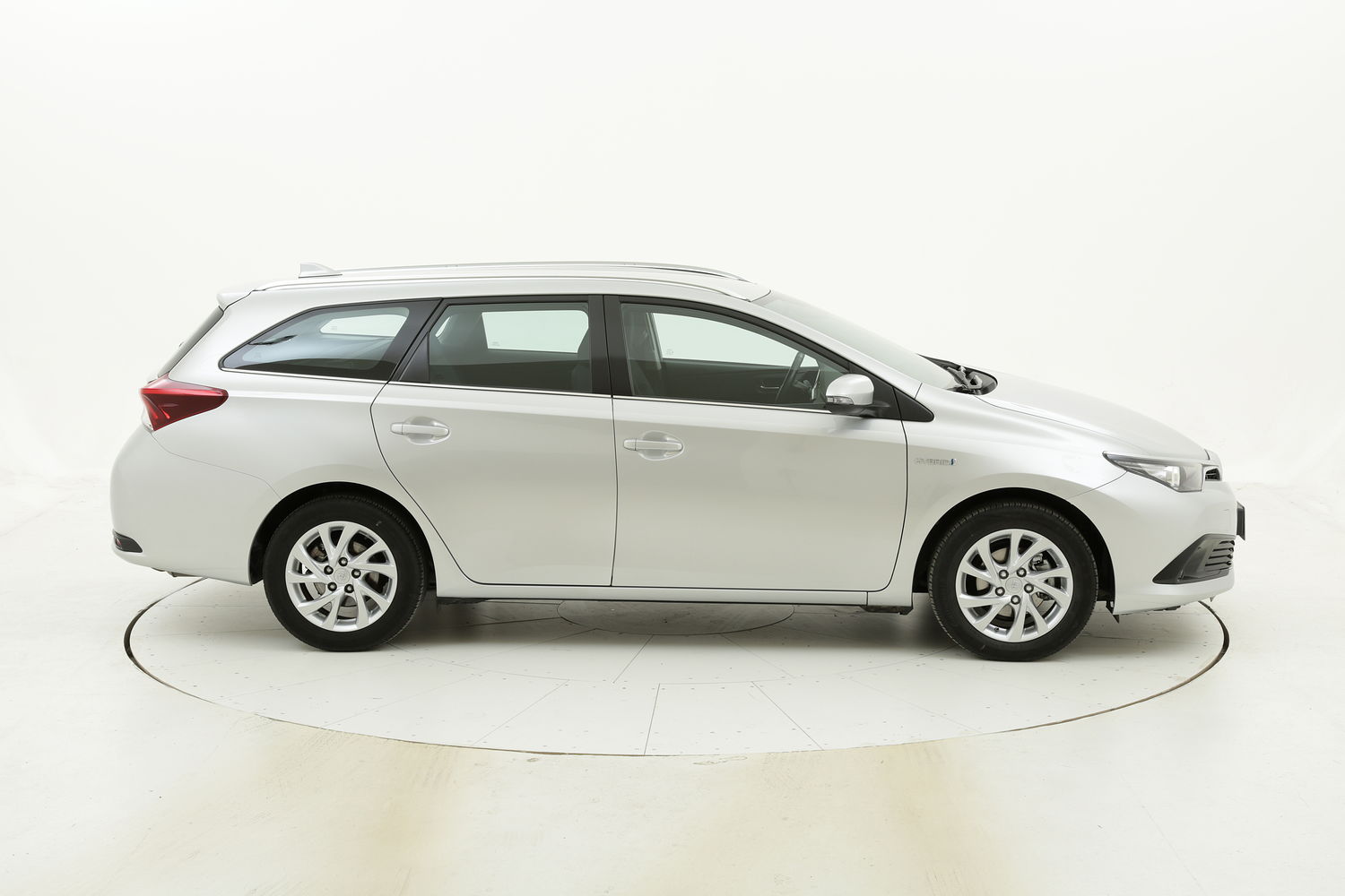 Toyota Auris TS Hybrid Business usata del 2018 con 28.219 km