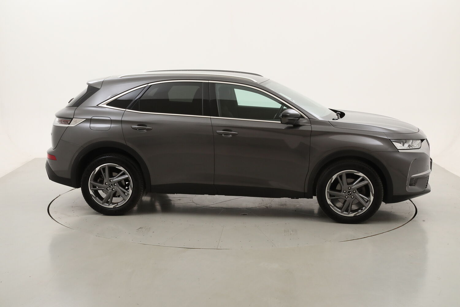DS DS 7 Crossback Business usata del 2020 con 87.813 km