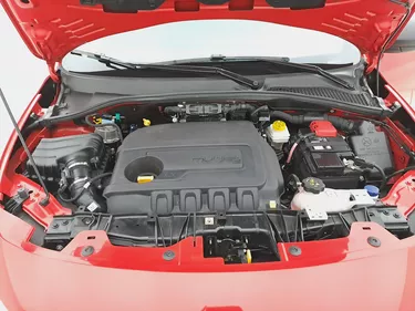 Fiat Tipo 5 porte 1.3 Diesel 95CV Manuale Vano motore