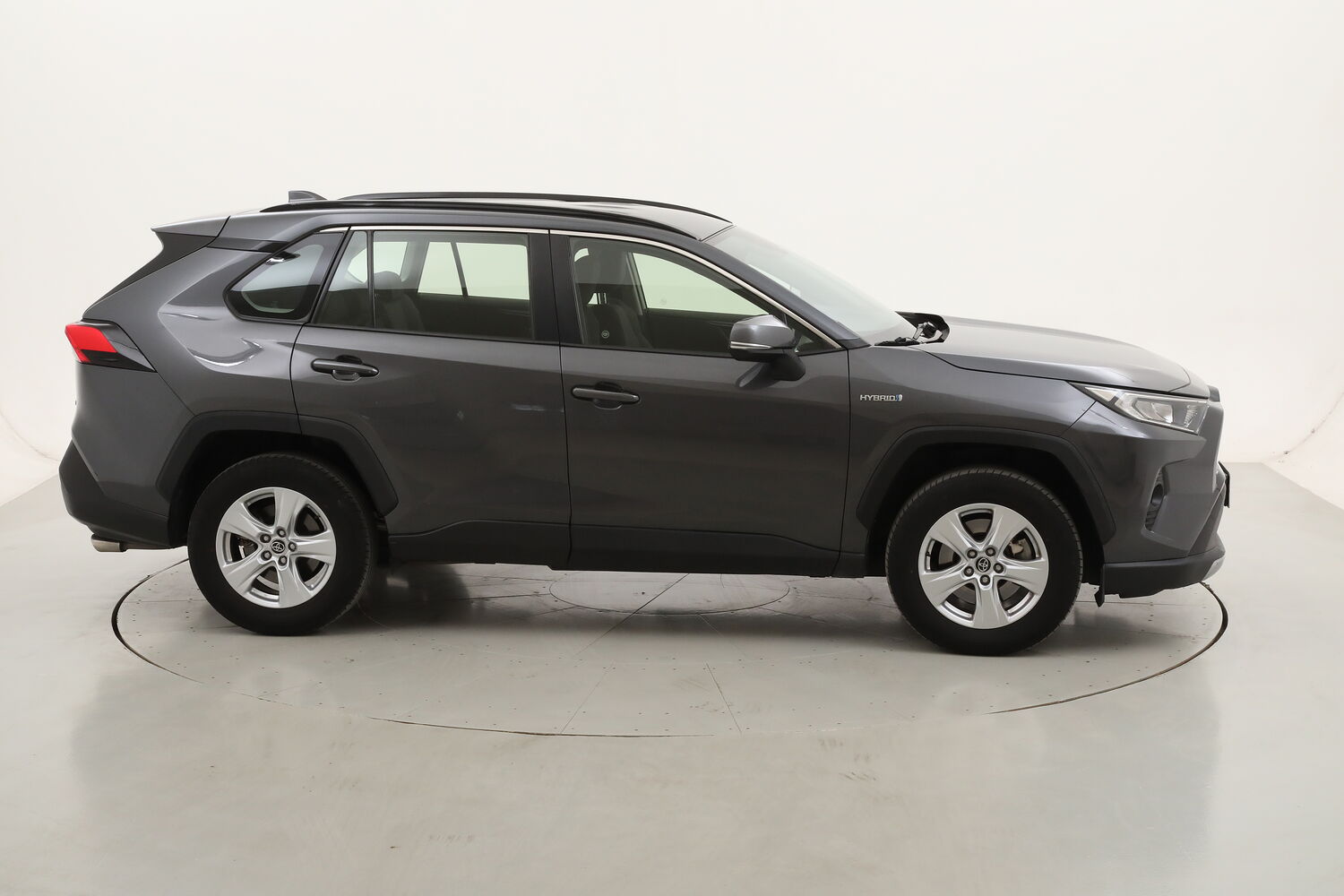Toyota RAV4 Hybrid Business 2WD usata del 2019 con 115.389 km