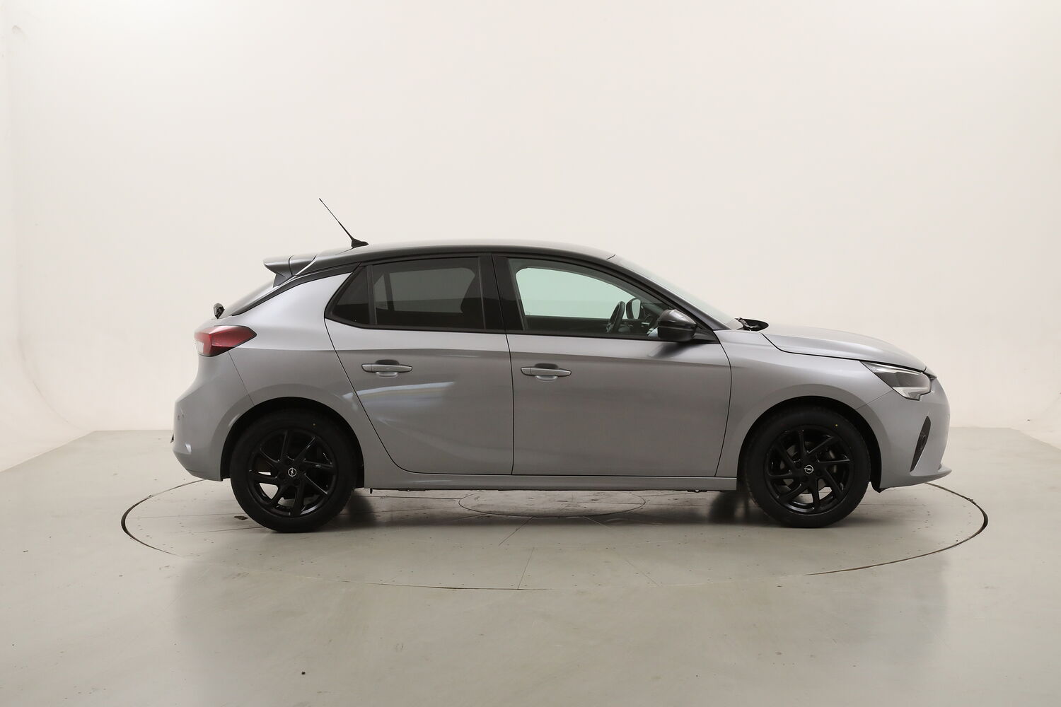 Opel Corsa Design & Tech usata del 2022 con 65.587 km