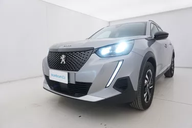 Peugeot 2008 Allure Pack EAT8 1.5 Diesel 131CV Automatico Visione frontale