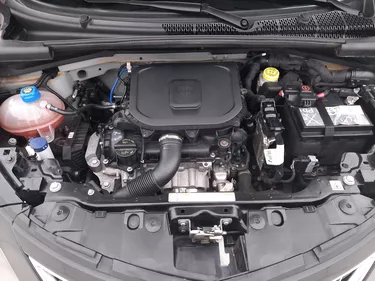 Lancia Ypsilon Hybrid Platino 1.0 Mild Hybrid 70CV Manuale Vano motore