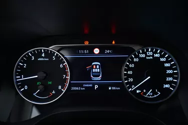 Nissan Qashqai Business Xtronic 1.3 Mild Hybrid 158CV Automatico Interni