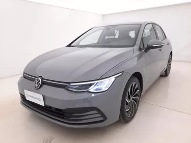 Volkswagen Golf Life DSG 1.0 Mild Hybrid 110CV Automatico Visione frontale