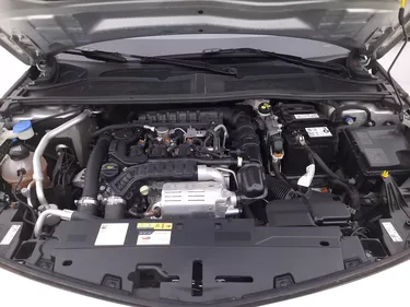 Opel Astra GS AT8 1.2 Benzina 131CV Automatico Vano motore