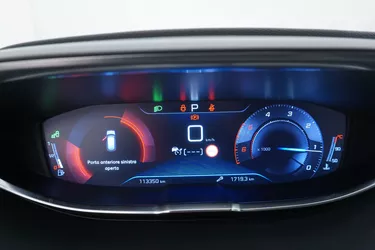 Peugeot 3008 GT Line EAT8 1.5 Diesel 131CV Automatico Interni