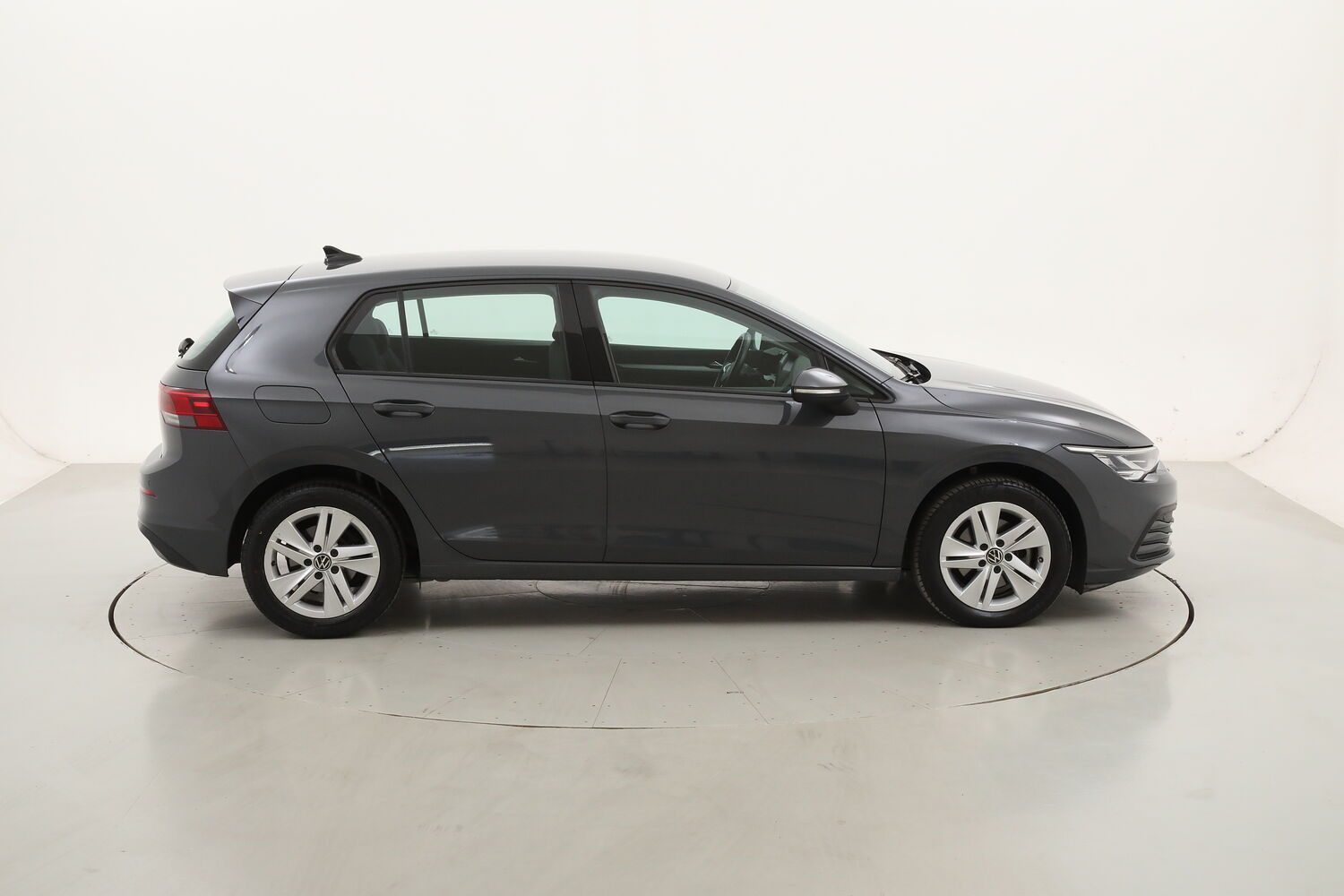 Volkswagen Golf Life DSG usata del 2022 con 71.275 km