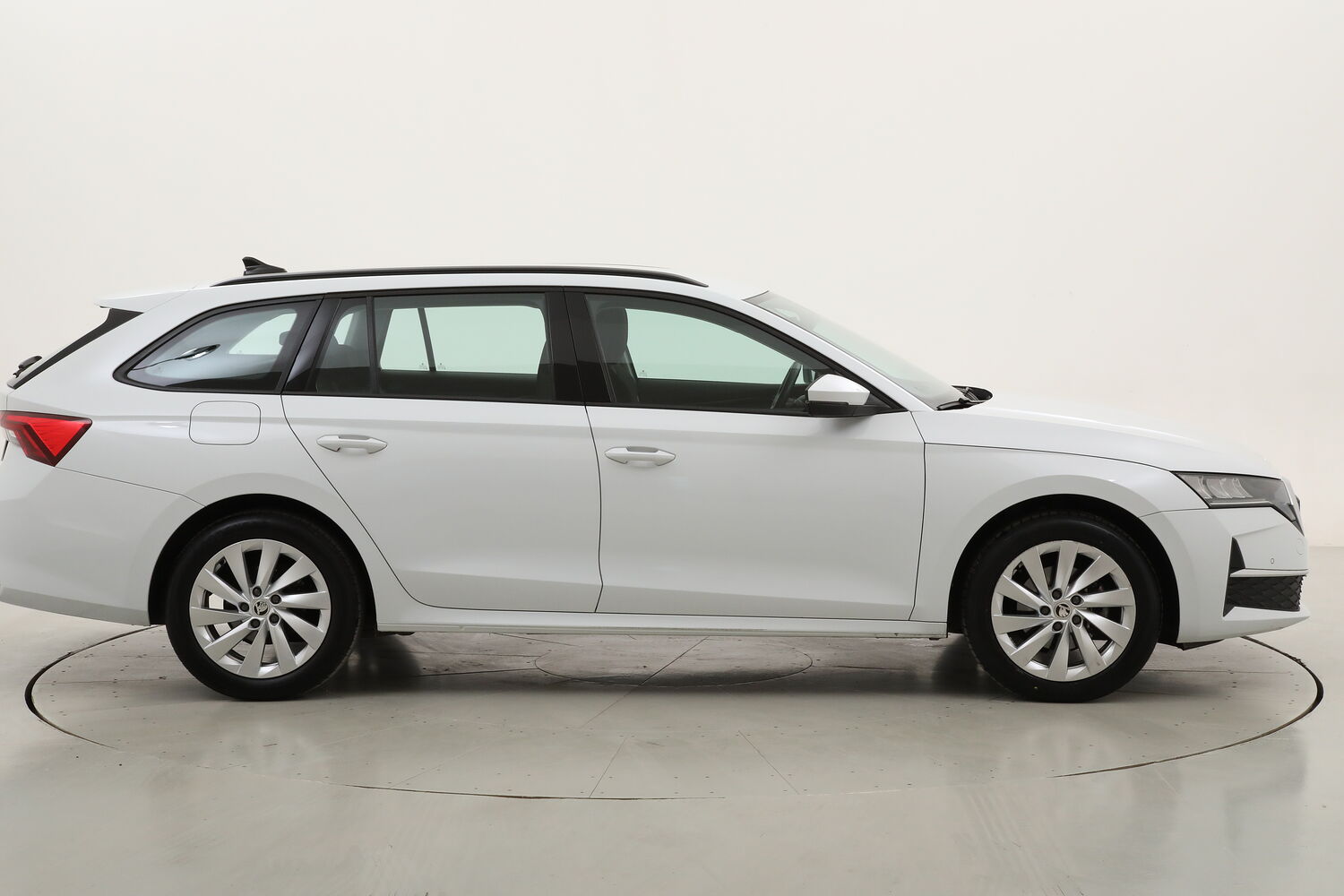 Skoda Octavia Wagone Selection DSG usata del 2024 con 49.910 km