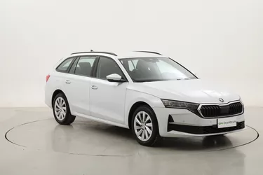 Skoda Octavia Wagone Selection DSG 2.0 Diesel 150CV Automatico Skoda Octavia Wagone Selection DSG 2.0 Diesel 150CV Automatico